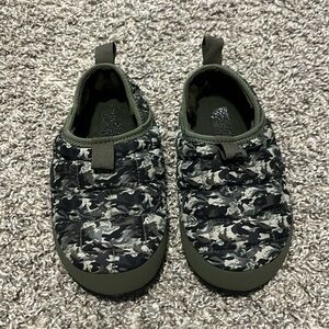 North Face - toddler slippers, US 11